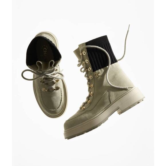 Chanel 21K Ivory Suede Black CC Platform Combat Lace Up Ankle Short Moto Boot 37 - Picture 3 of 12